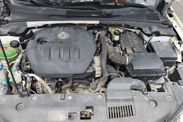 Used Dongfeng Aeolus Yixuan GS 2020 230T Automatic Yueyu Version Engine Bay