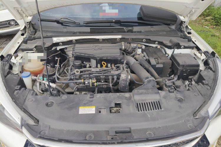 Used Dongfeng Aeolus Yixuan GS 2020 200T Manual YueMu Edition Engine Bay