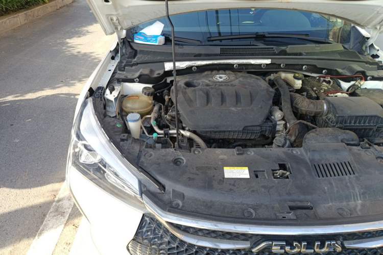 Used Dongfeng Aeolus Yixuan GS 2020 230T Automatic Yueyu Version Engine Bay Right