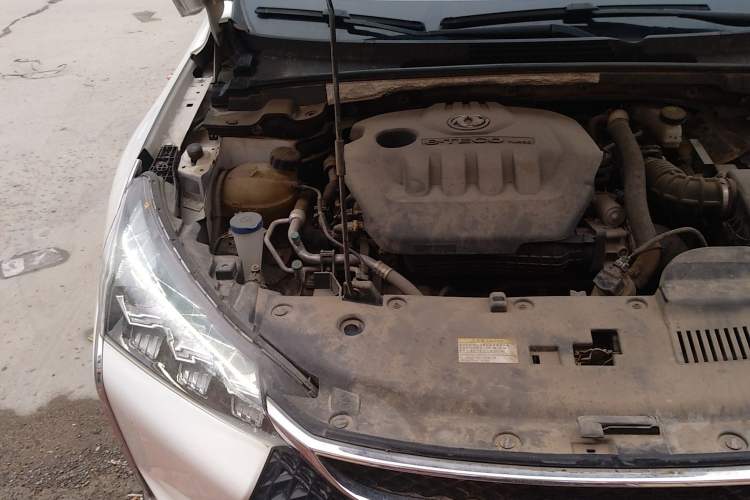 Used Dongfeng Aeolus Yixuan GS 2020 230T Automatic Cool Edition Engine Bay Right