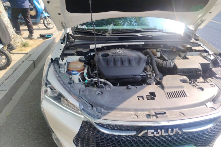 Used Dongfeng Aeolus Yixuan GS 2020 230T Automatic Yueyu Version Engine Bay Right