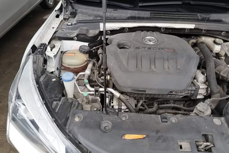 Used Dongfeng Aeolus Yixuan GS 2020 230T Automatic Yueyu Version Engine Bay Right