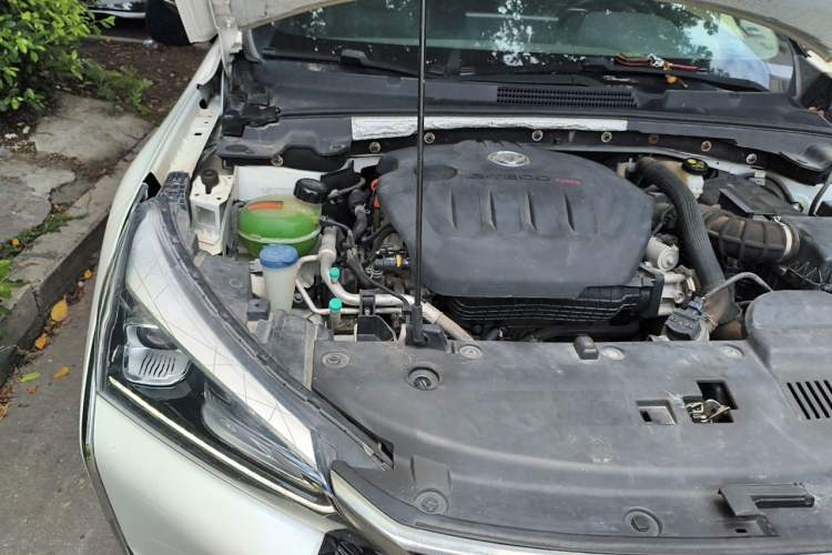 Used Dongfeng Aeolus Yixuan GS 2020 230T Automatic Yueyu Version Engine Bay Right