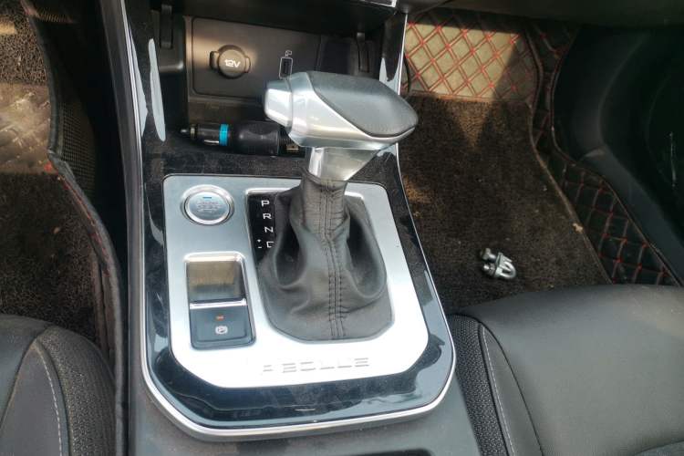 Used Dongfeng Aeolus Yixuan GS 2020 230T Automatic Yueyu Version Gear Lever