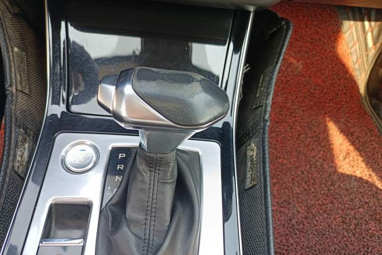 Used Dongfeng Aeolus Yixuan GS 2020 230T Automatic Cool Edition Gear Lever