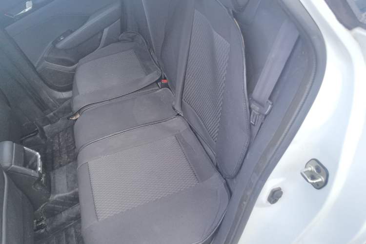 Used Dongfeng Aeolus Yixuan GS 2020 230T Automatic Yueyu Version Interior 1