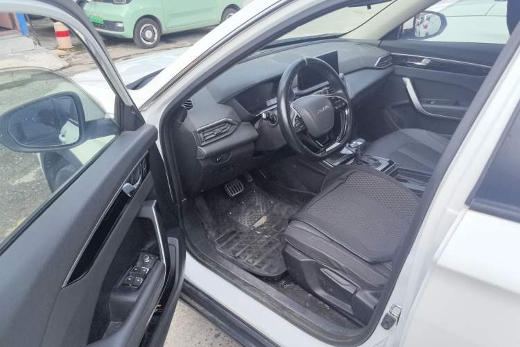 Used Dongfeng Aeolus Yixuan GS 2020 230T Automatic Yueyu Version Interior 2