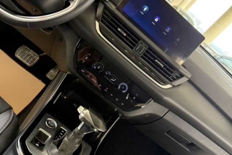 Used Dongfeng Aeolus Yixuan GS 2020 230T Automatic Yueyu Version Interior 4