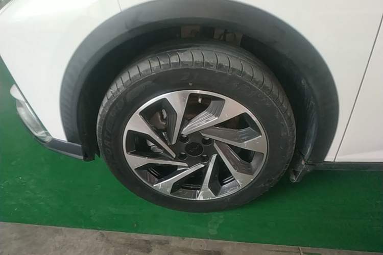 Used Dongfeng Aeolus Yixuan GS 2020 230T Automatic Yueyu Version Left Front Wheel Hub