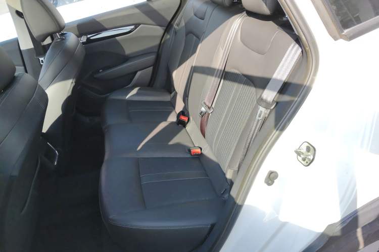 Used Dongfeng Aeolus Yixuan GS 2020 230T Automatic Yueyu Version Left Rear Seat