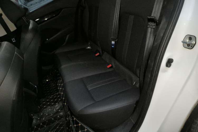 Used Dongfeng Aeolus Yixuan GS 2020 230T Automatic Yueyu Version Left Rear Seat