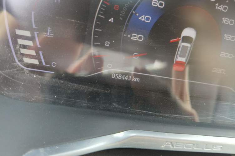 Used Dongfeng Aeolus Yixuan GS 2020 200T Manual YueMu Edition Odometer Close Up