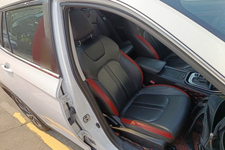 Used Dongfeng Aeolus Yixuan GS 2020 230T Automatic Cool Edition Right Front Seat