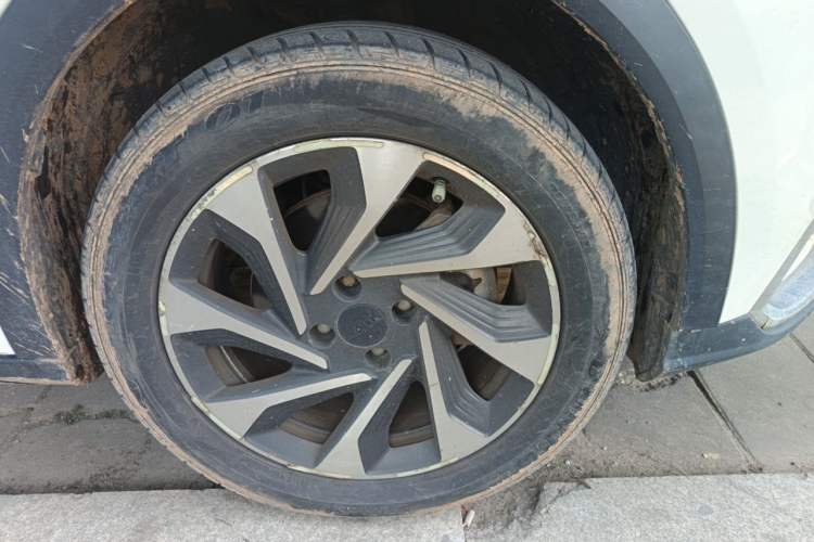 Used Dongfeng Aeolus Yixuan GS 2020 230T Automatic Yueyu Version Right Front Wheel Hub
