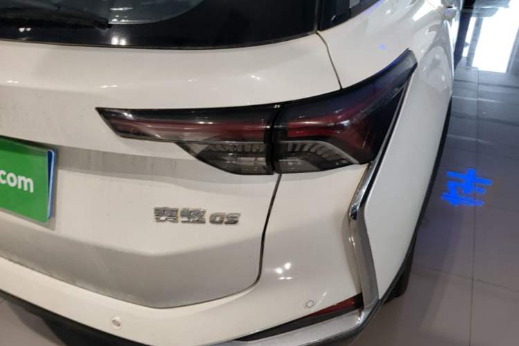 Used Dongfeng Aeolus Yixuan GS 2020 230T Automatic Yueyu Version Right Rear Taillight