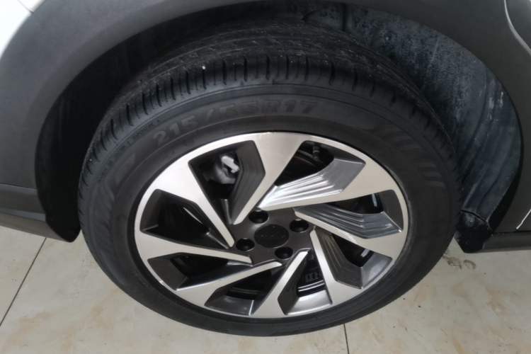 Used Dongfeng Aeolus Yixuan GS 2020 230T Automatic Yueyu Version Right Rear Wheel Hub