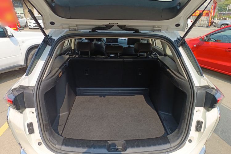 Used Dongfeng Aeolus Yixuan GS 2020 230T Automatic Cool Edition Trunk