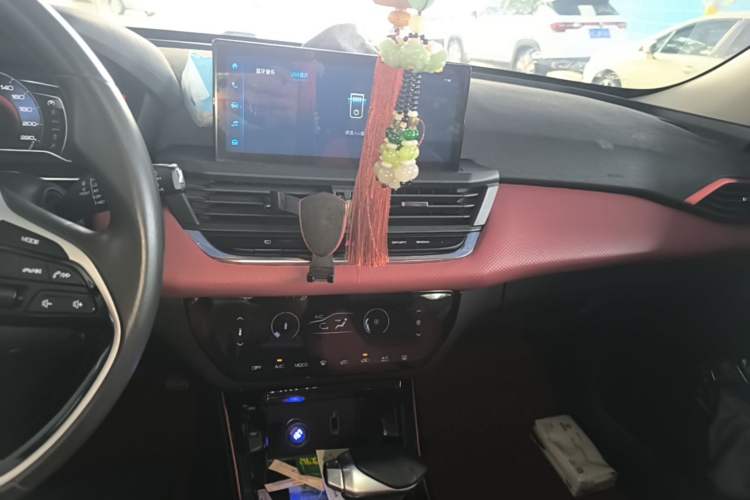Used Dongfeng Aeolus Yixuan GS 2021 230T Automatic Star-Chasing Warrior Edition Audio And AC Panel