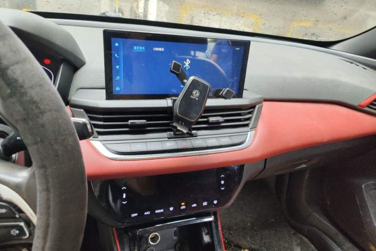 Used Dongfeng Aeolus Yixuan GS 2021 230T Automatic Zuiyao Wushu Edition Audio And AC Panel