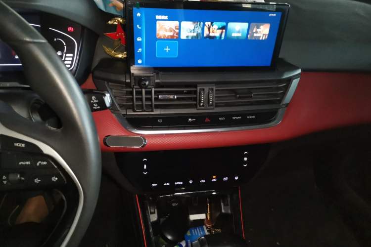 Used Dongfeng Aeolus Yixuan GS 2021 230T Automatic Star-Chasing Warrior Edition Audio And AC Panel
