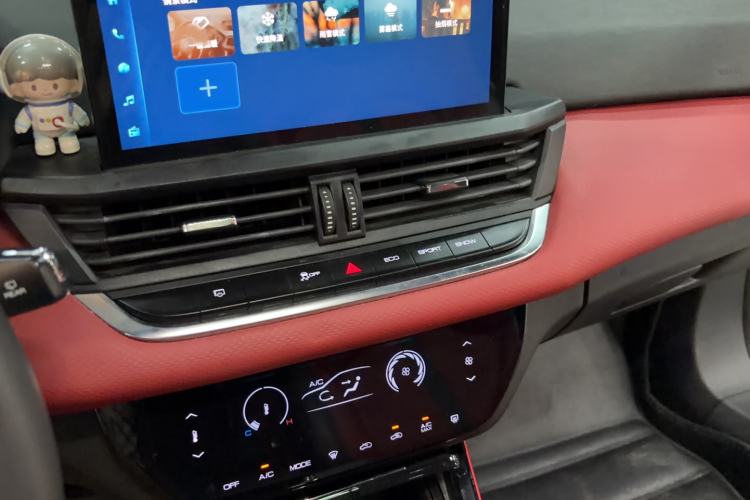 Used Dongfeng Aeolus Yixuan GS 2021 230T Automatic Zuiyao Wushu Edition Audio And AC Panel
