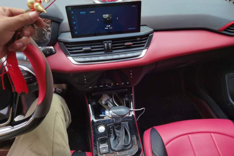 Used Dongfeng Aeolus Yixuan GS 2021 230T Automatic Zuiyao Wushu Edition Audio And AC Panel