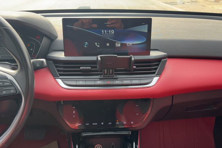Used Dongfeng Aeolus Yixuan GS 2021 230T Automatic Zuiyao Wushu Edition Audio And AC Panel
