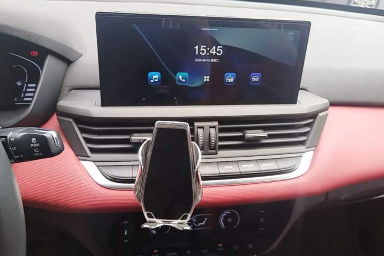 Used Dongfeng Aeolus Yixuan GS 2021 230T Automatic Star-Chasing Warrior Edition Audio And AC Panel