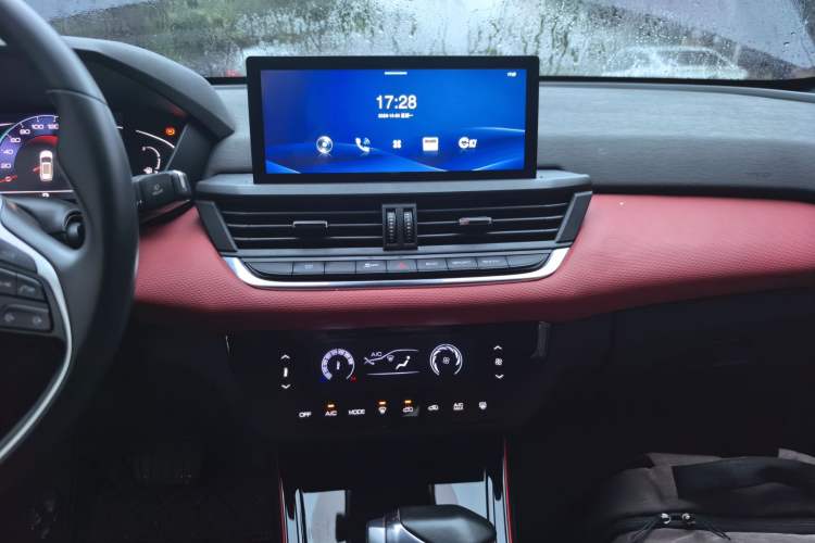 Used Dongfeng Aeolus Yixuan GS 2021 230T Automatic Zuiyao Wushu Edition Audio And AC Panel