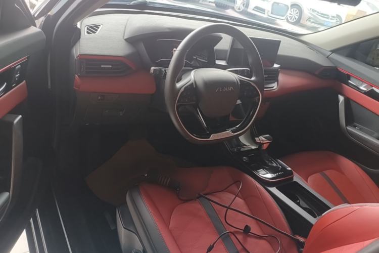 Used Dongfeng Aeolus Yixuan GS 2021 230T Automatic Star-Chasing Warrior Edition Center Console