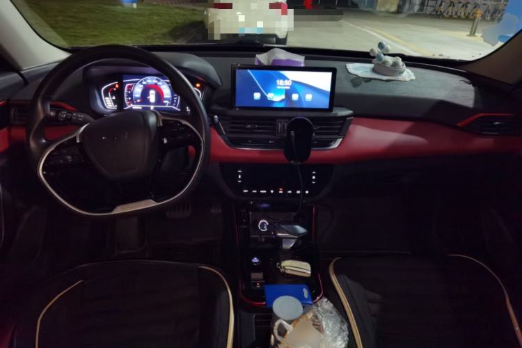 Used Dongfeng Aeolus Yixuan GS 2021 230T Automatic Star-Chasing Warrior Edition Center Console