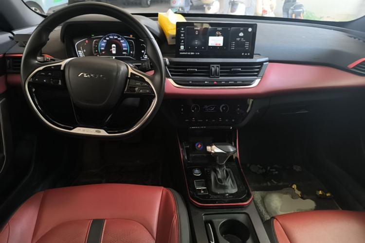 Used Dongfeng Aeolus Yixuan GS 2021 230T Automatic Zuiyao Wushu Edition Center Console