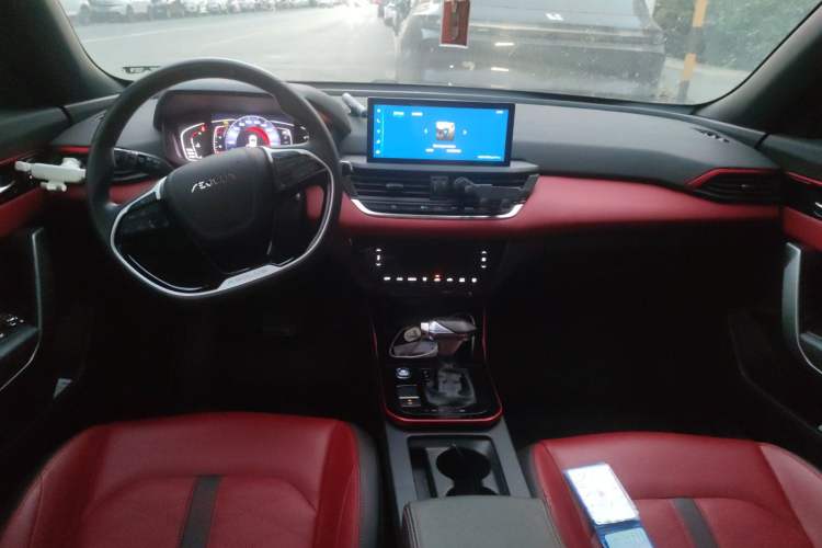 Used Dongfeng Aeolus Yixuan GS 2021 230T Automatic Zuiyao Wushu Edition Center Console