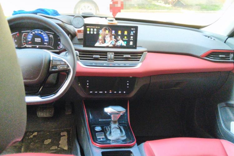 Used Dongfeng Aeolus Yixuan GS 2021 230T Automatic Star-Chasing Warrior Edition Center Console