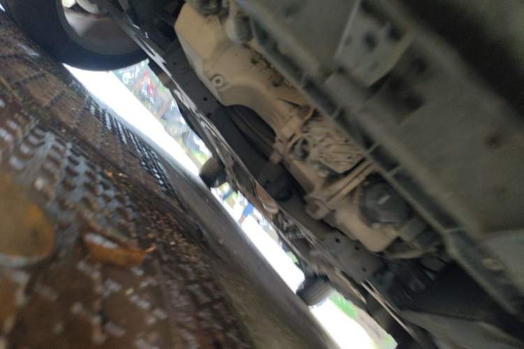 Used Dongfeng Aeolus Yixuan GS 2021 230T Automatic Zuiyao Wushu Edition Chassis Front