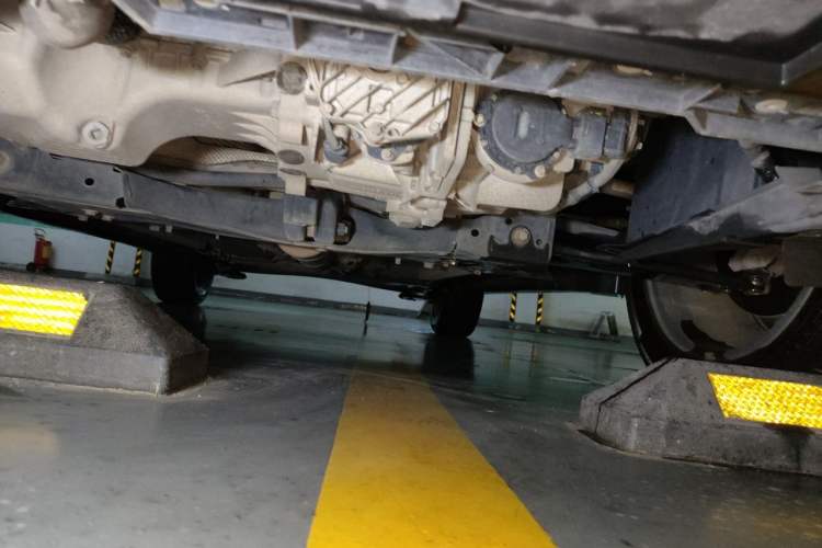 Used Dongfeng Aeolus Yixuan GS 2021 230T Automatic Star-Chasing Edition Chassis Front