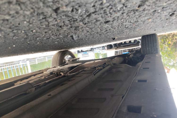 Used Dongfeng Aeolus Yixuan GS 2021 230T Automatic Zuiyao Wushu Edition Chassis Front Right