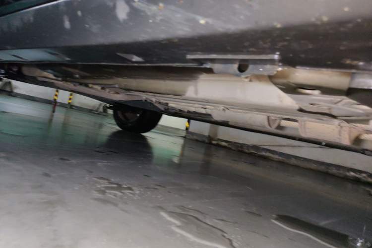 Used Dongfeng Aeolus Yixuan GS 2021 230T Automatic Star-Chasing Edition Chassis Front Right