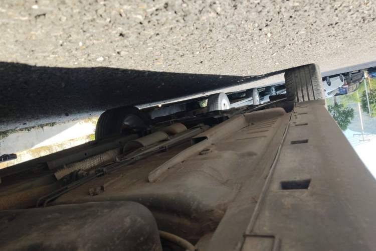 Used Dongfeng Aeolus Yixuan GS 2021 230T Automatic Zuiyao Wushu Edition Chassis Rear Left