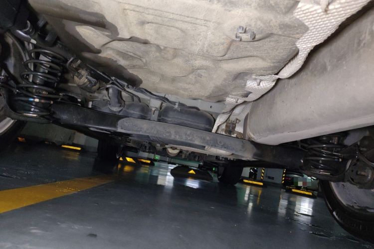 Used Dongfeng Aeolus Yixuan GS 2021 230T Automatic Star-Chasing Edition Chassis Rear