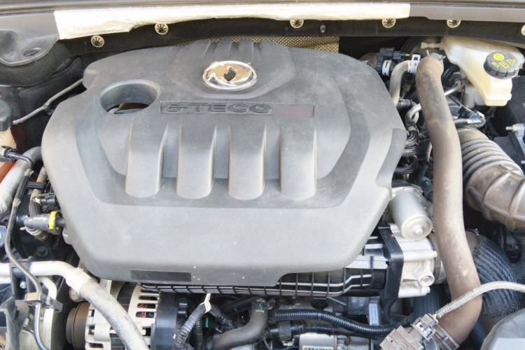 Used Dongfeng Aeolus Yixuan GS 2021 230T Automatic Star-Chasing Warrior Edition Engine Bay