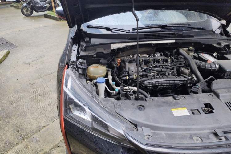 Used Dongfeng Aeolus Yixuan GS 2021 230T Automatic Zuiyao Wushu Edition Engine Bay Right