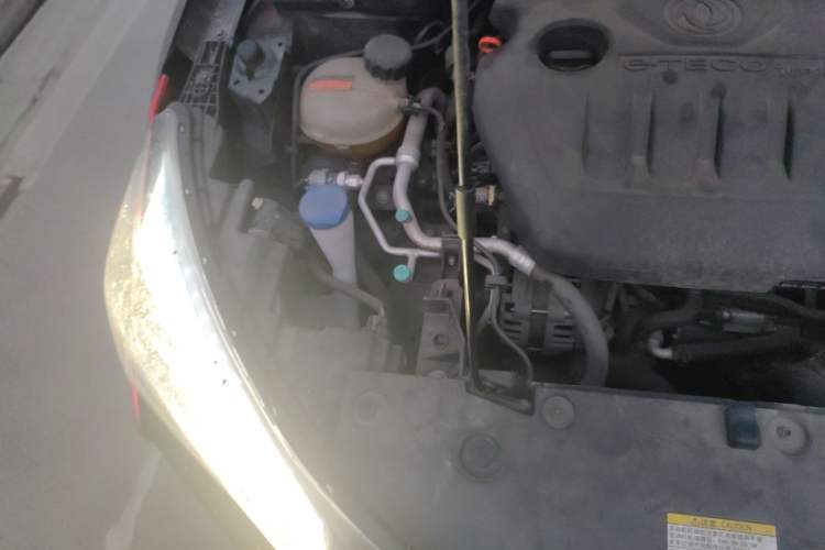 Used Dongfeng Aeolus Yixuan GS 2021 230T Automatic Zuiyao Wushu Edition Engine Bay Right