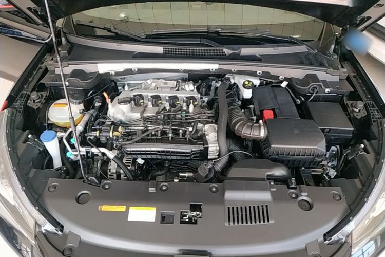 Used Dongfeng Aeolus Yixuan GS 2021 230T Automatic Zuiyao Wushu Edition Engine Bay