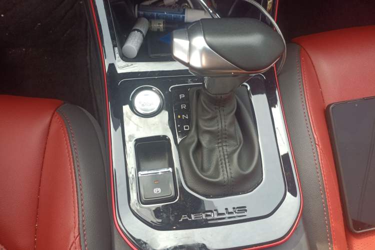 Used Dongfeng Aeolus Yixuan GS 2021 230T Automatic Zuiyao Wushu Edition Gear Lever