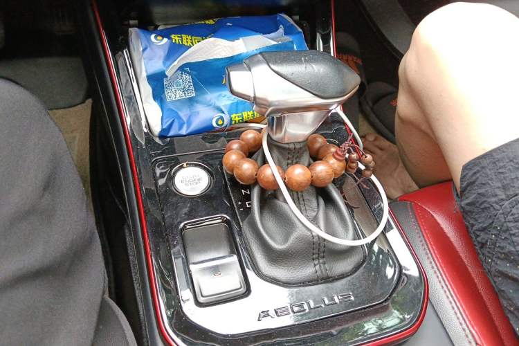 Used Dongfeng Aeolus Yixuan GS 2021 230T Automatic Zuiyao Wushu Edition Gear Lever