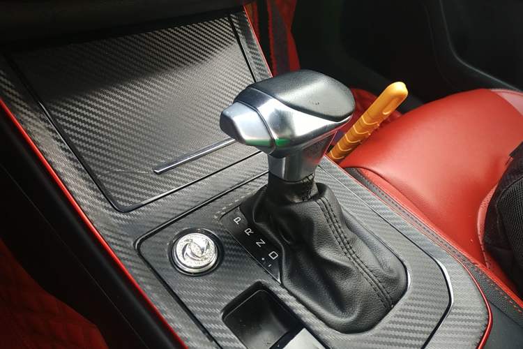 Used Dongfeng Aeolus Yixuan GS 2021 230T Automatic Zuiyao Wushu Edition Gear Lever