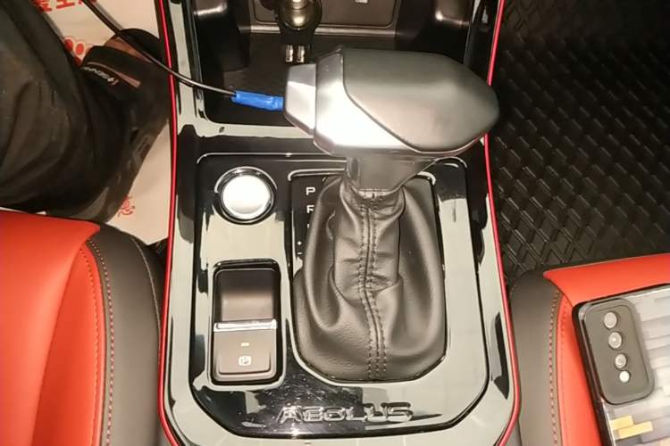 Used Dongfeng Aeolus Yixuan GS 2021 230T Automatic Zuiyao Wushu Edition Gear Lever