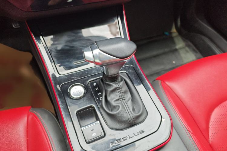 Used Dongfeng Aeolus Yixuan GS 2021 230T Automatic Zuiyao Wushu Edition Gear Lever