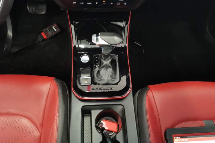 Used Dongfeng Aeolus Yixuan GS 2021 230T Automatic Zuiyao Wushu Edition Gear Lever